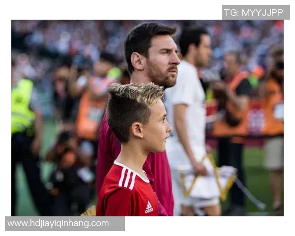 华伦西亚与里尔激战成和比分揭晓精彩对决引发球迷热议