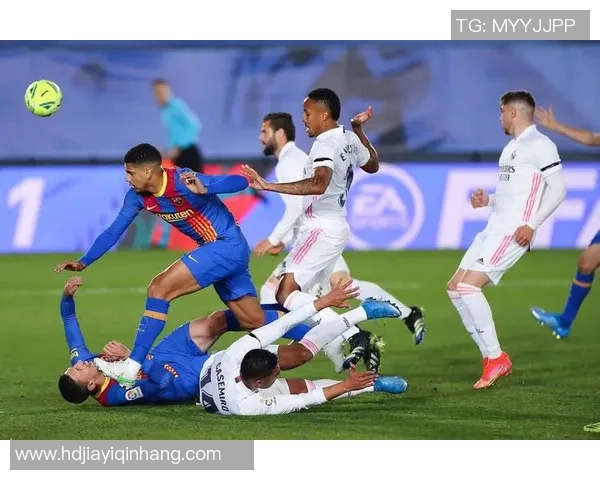 巅峰巴萨与米兰王朝的对决：足球历史上的传奇交锋与荣耀传承